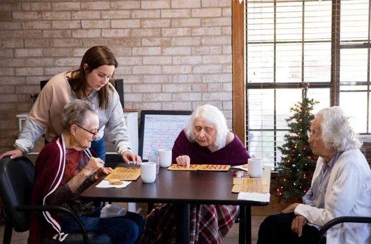 Medication Management in Assisted Living: 7 Essential Safety Tips for Families