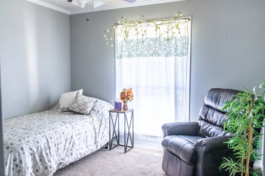 Pet-friendly assisted living bedroom in Victoria TX